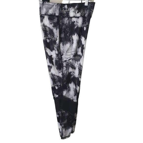 Women's Sports Hi Rise Leggings XL Black White Mesh Insets Workout Pants XL NWOT - Picture 4 of 7